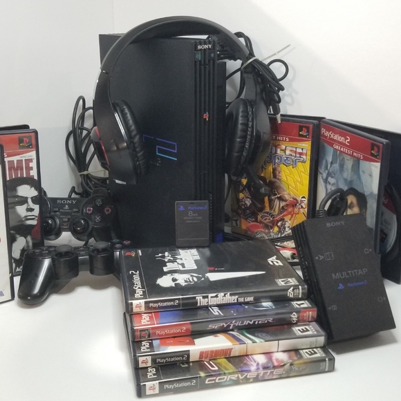 Ps2 with headset , 8 games,  8mg memory card,  2 Dualshock controllers,multitap - Picture 1 of 5
